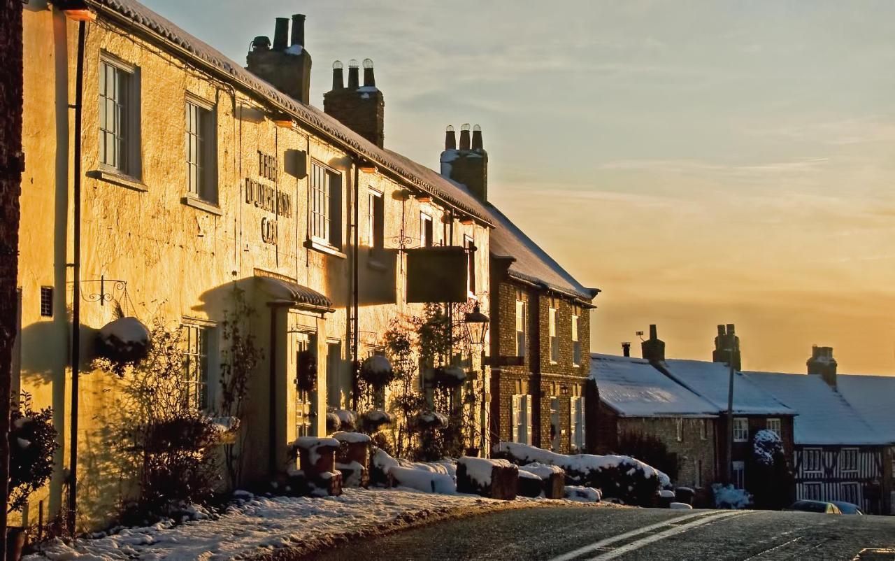 Отель The Durham Ox Crayke Экстерьер фото